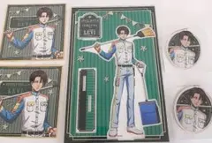 進撃の巨人 ドンキホーテ限定品 リヴァイ MEGAアクリルスタンド等、合計5点