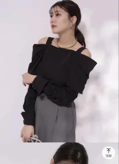 スタイリング ラッフルショルダートップス神崎恵 styling ラッフルショルダーブラウス 神崎恵 - メルカリ