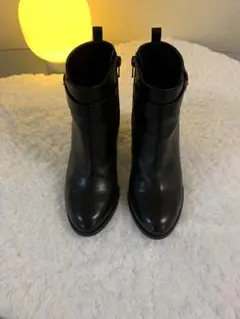 ダイアナ★レザー ブラックブーツ 中ヒール バックル付き