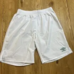 umbro ホワイト ショートパンツ