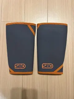 【試着のみ最終処分価格】SBD ニースリーブ Lサイズ ニースリーブ(試着用) | SBD Apparel Japan