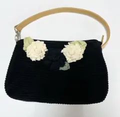 美品　パーティバッグ　小さめ　かわいい　黒コーデュロイ 花モチーフ ハンドバッグ