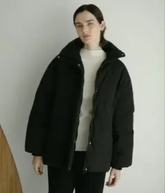 【美品♡】manof マノフ CURVE SLEEVE DOWN JACKETのサムネイル