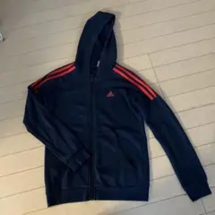 キッズ　アディダス　ネイビー フード付きパーカー　150㌢