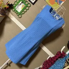 平成レトロ古着 Ennea レトロポップ風 お花の生地ꕥ ミニワンピース 古着のサムネイル