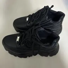 厚底スニーカー shoes in closetのサムネイル