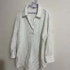 UNIQLO 白色ブラウス