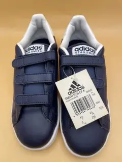 未使用訳ありadidasアディダスキッズマジックテープスニーカー紺23.5cmのサムネイル