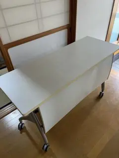CaligarisOlivia Fast CS/30イタリア製折りたたみテーブル - メルカリ