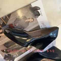 Ferragamo ブラック オープントゥ ハイヒール