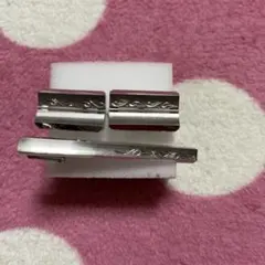 ネクタイピン カフスボタン セット シルバーカラー 彫刻　ヴィンテージ