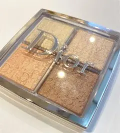 ディオール バックステージ フェイス グロウ パレット 002