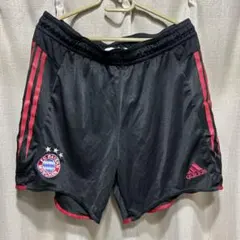 adidas FCバイエルン・ミュンヘン ハーフパンツ Mサイズ ブラック