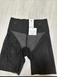 新品　ワコール　ロングガードル　70　シアーシェイプ薄さまるでストッキング　黒