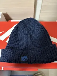 MAISON KITSUNÉ ニット帽のサムネイル