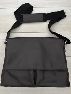 ECCO ダークブラウン ショルダーバッグ