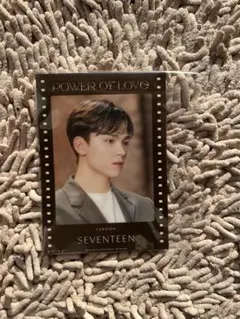 SEVENTEEN バーノン　写真