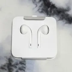新品 Lightning 有線イヤフォン ホ Apple 純正