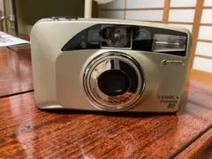 YASHICA Zoomate 80 シルバー コンパクトカメラのサムネイル