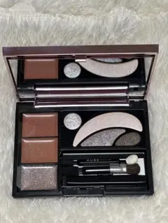 美品❣️オーブクチュール✨ デザイニングジュエルコンパクト V04アイシャドウ