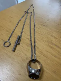 シルバーリング型ペンダントネックレス