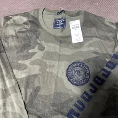 新品のアバクロのロンT