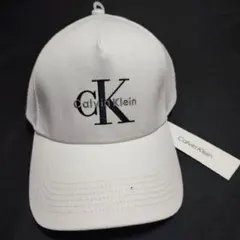 Calvin Klein カルバンクライン　ホワイト　ロゴキャップ　フリーサイズ