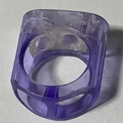 ライターの指輪。紫