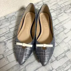 美品⭐︎ALAGE アカクラ ポインテッドトゥパンプス22.5フラットシューズのサムネイル