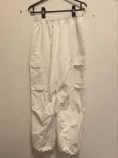 ナイロンパンツ