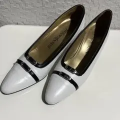 イブサンローラン　パンプス