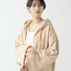 ミスティック　mystic ベージュ　パーカー　スウェットのサムネイル