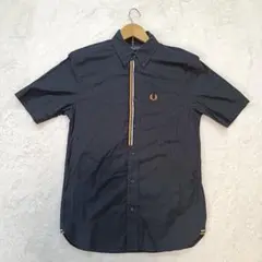 美品☆フレッドペリー Fred Perry 半袖シャツ ブラックのサムネイル
