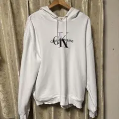 み。様専用　カルバンクライン　パーカーのサムネイル