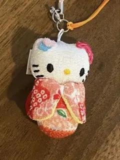サンリオ ハローキティ♡ 葉朗彩々 地域限定のキーホルダー 宮崎空港で