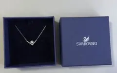 SWAROVSKI Edify Small パール Vネックレス　シルバー