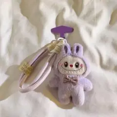 ラブブ　Labubu ストラップ