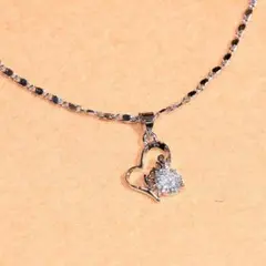 ★クリアストーンネックレス★ハートLove★新品★Ｑ５６
