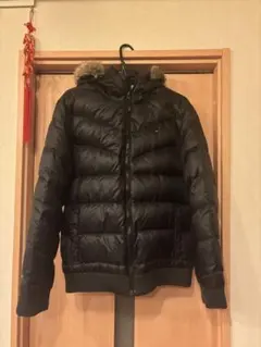 美品　TOMMYHILFIGER ダウンジャケットUS Mサイズ