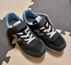 New Balance 373 キッズシューズ 20cm ブラック/ブルー