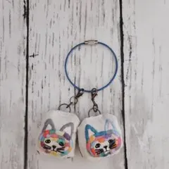 ハンドメイド刺繍キーホルダー　ねこねこ