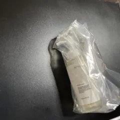 Anua（アヌア） ミニチュアチャーム