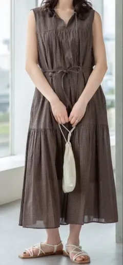 ブラウンチェック ノースリーブワンピース
