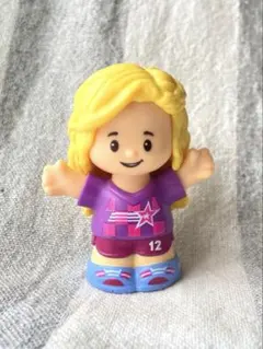 フィッシャープライス リトルピープル サッカー 女の子 フィギュア アメトイ