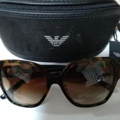 美品♡お値下げ希少♡EMPORIO ARMANI サングラス EA4202Fのサムネイル