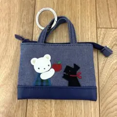 ファミリア クマと犬の刺繍入りキーケース - メルカリ
