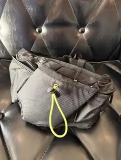 【美品】ランニング バッグ バック ジョギング ポーチ ウエスト　肩掛け