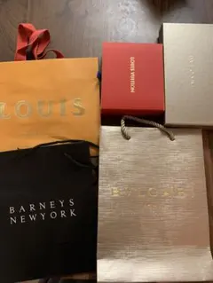 LOUIS VUITTON、BVLGARI、バーニーズニューヨーク 紙袋・空箱