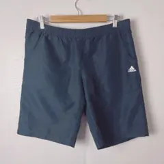 餅*ぎ様 adidas メンバー　ハーフパンツ　ポリ製　古着