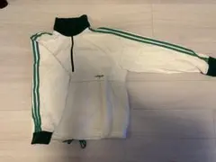 adidas ハーフジップ トレーナー